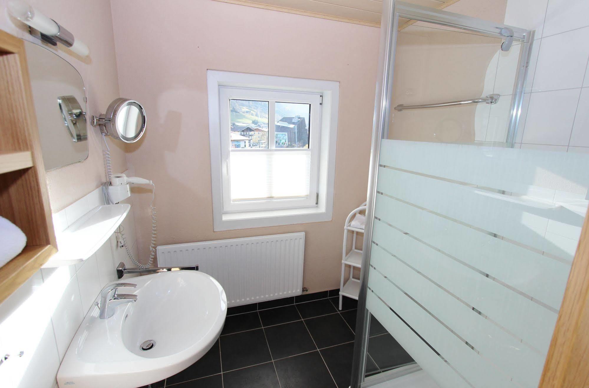 Apartment Margarethenstein Mit Privat Sauna Und Inklusive Zell Am See-Kaprun Sommerkarte Екстериор снимка